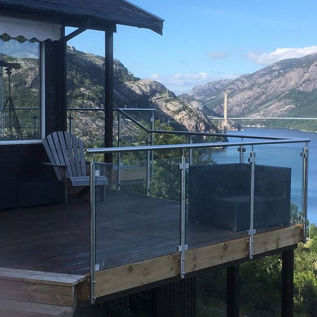 Veranda med utsikt over havet